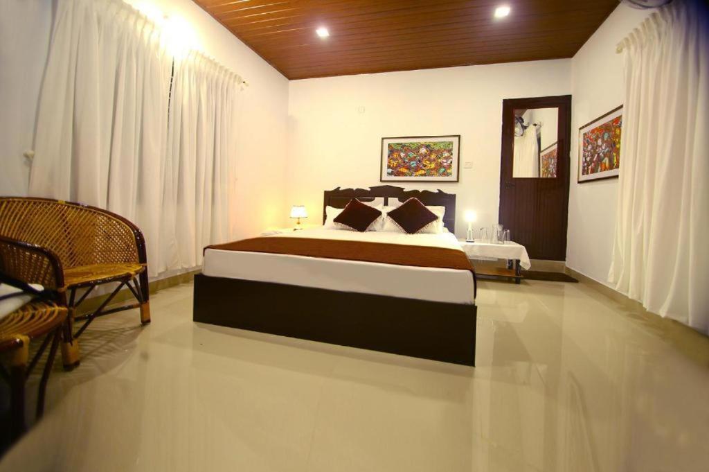 Munroe Island Lake Resort Mundrothuruth Экстерьер фото